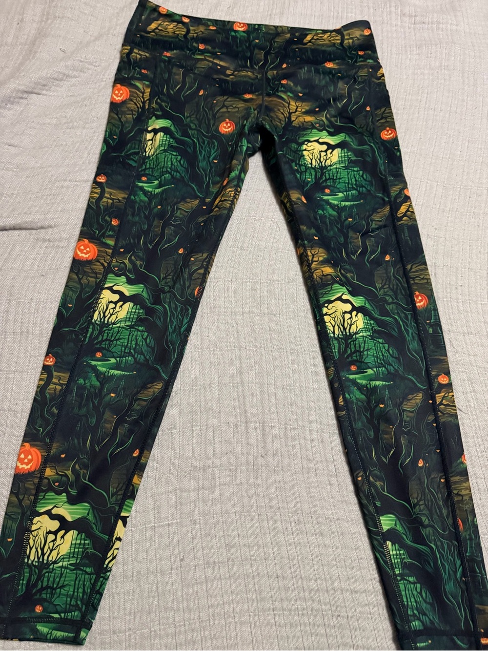 Women’s XL Constantly Varied Gear Halloween leggings
